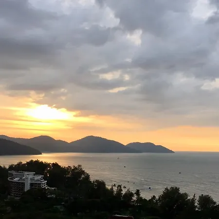 The Ferringhi Sea View At Sri Sayang Apartment Batu Ferringhi Exterior photo